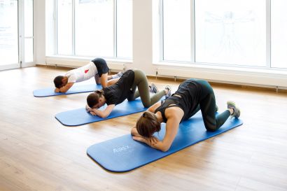 Übungen auf Matten Physiotherapie Huber